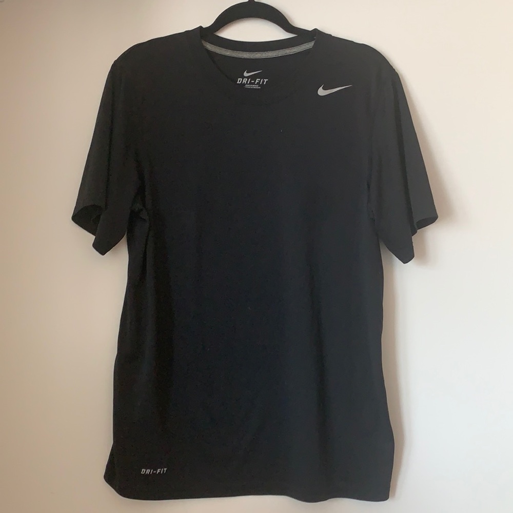 Men’s Nike Dri-Fit workout T-shirt